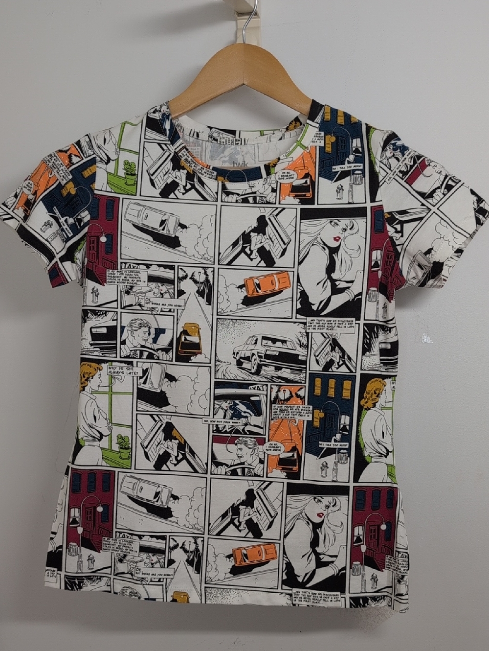 H&M COMIC BOOK T SHIRT SIZE SMALL - Picture 2 of 5